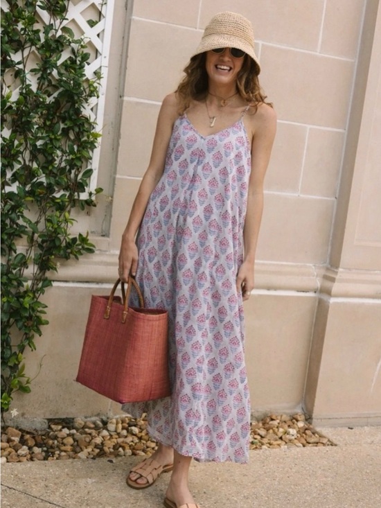 Slv Sur La Vague Dresses & Skirts - SLV SUR LA VOGUE Thin Strap Floral Maxi Dress  
NEW WITH TAGS